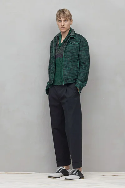 Look 17